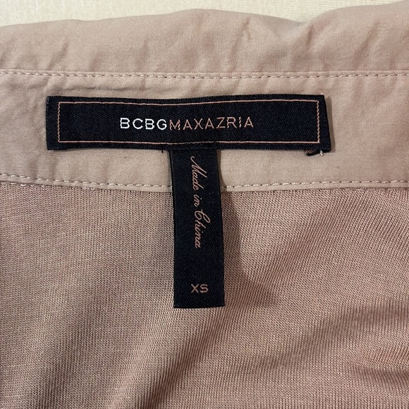 BCBGMAXAZRIA safari inspired khaki button down - Picture 5 of 8